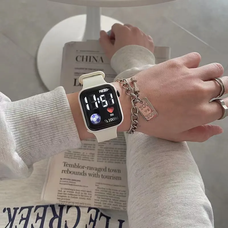 Đồng hồ Điện tử Giá rẻ là gì? Đơn giản, Tiện dụng và trong Tầm tay!