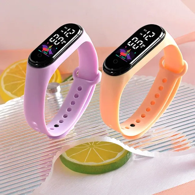 Đồng hồ Đeo tay cho Bé - Món quà Ý nghĩa Đồng hành Cùng Sự Phát triển của Con