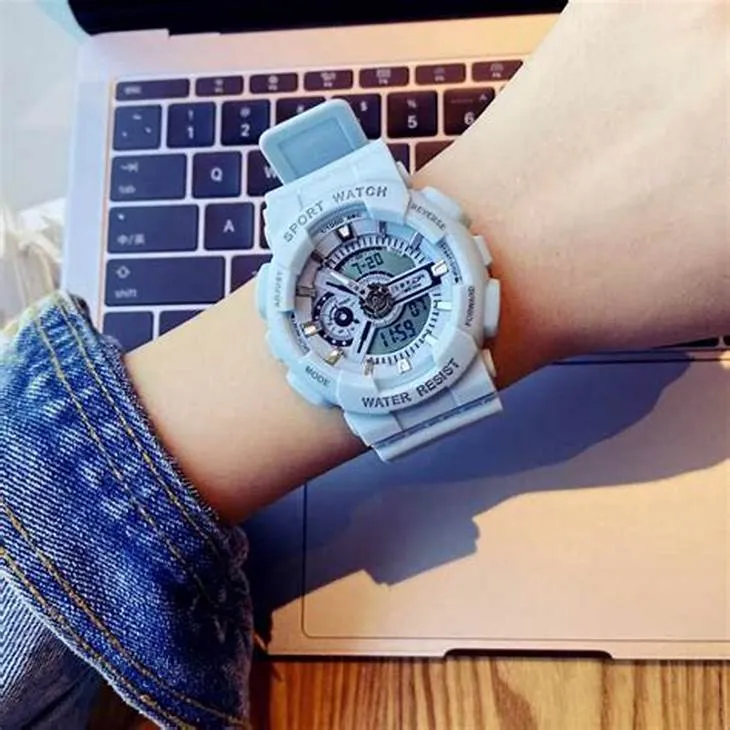 Bí quyết Chọn mua Chiếc Đồng hồ Thể thao Nữ đẹp "Vừa Vặn" và Phù hợp Hoạt động
